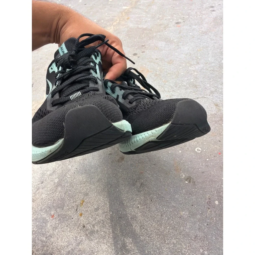 Brooks Launch GTS 8 Womens Running Shoes Black Mint Green 1203471B043 Size 8.5
